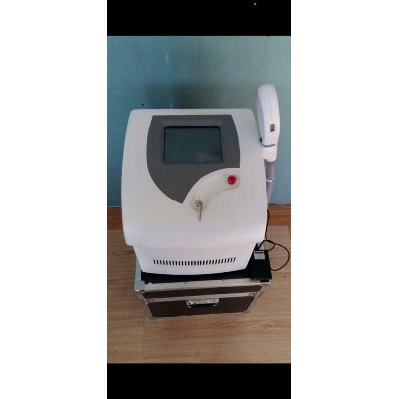 Laser hair removal machine