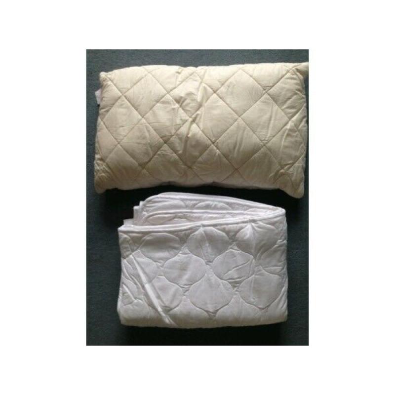 1 wool duvet and 1 pillow