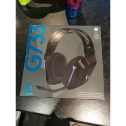 Logitech G733 lightspeed wireless RGB gaming headset