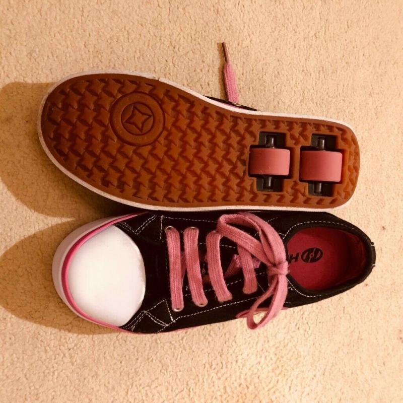 Skate shoes Heeleys Size 3 UK