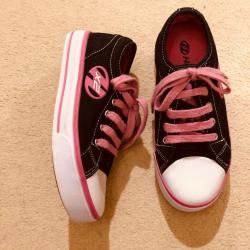 Skate shoes Heeleys Size 3 UK