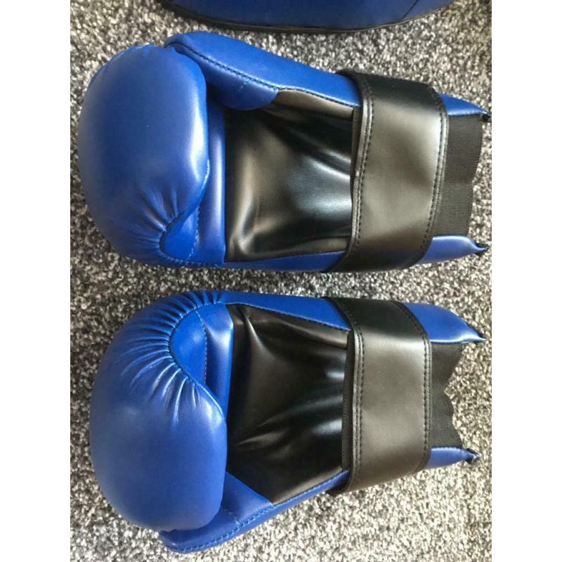 KIDS VERVE SPARRING EQUIPMENT FOR TAE-KWON-DO / KICKBOXING etc