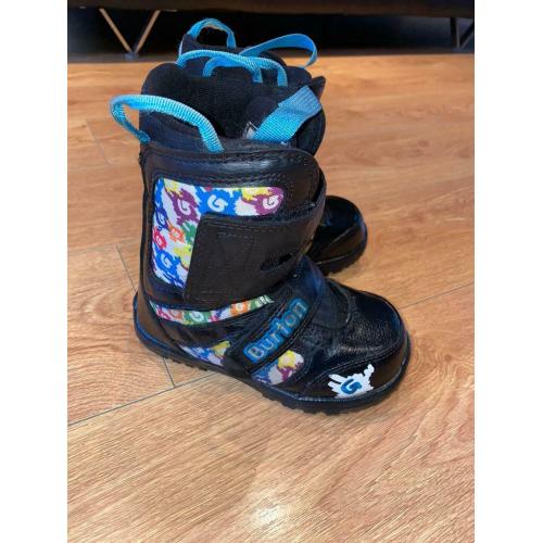 Kids Burton Grom snowboard boots