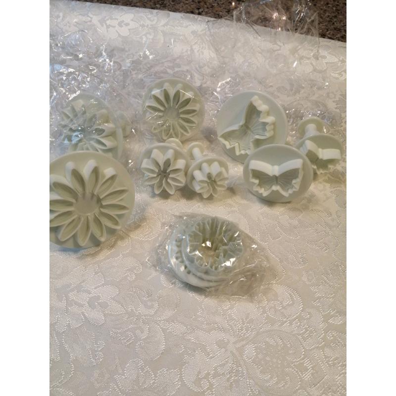 Craft cutters and modelling tools