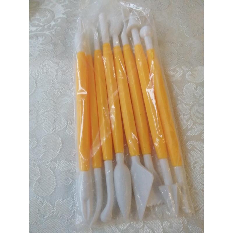 Craft cutters and modelling tools
