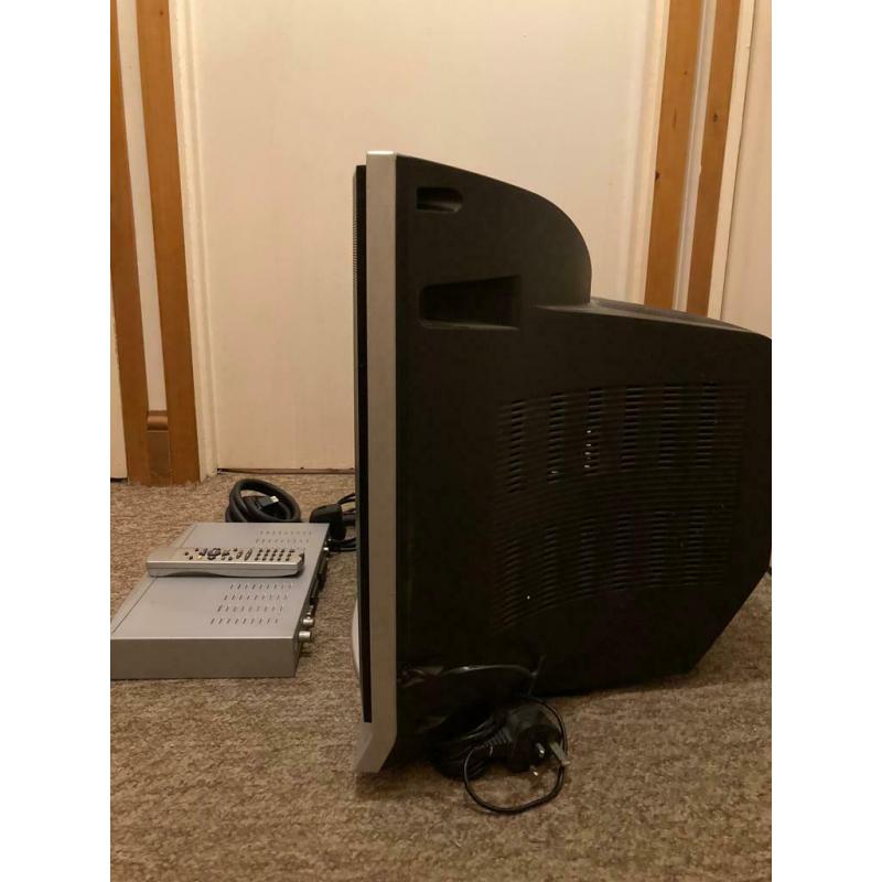 Tv & Freeview Box