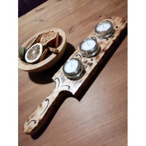 Tealight holder