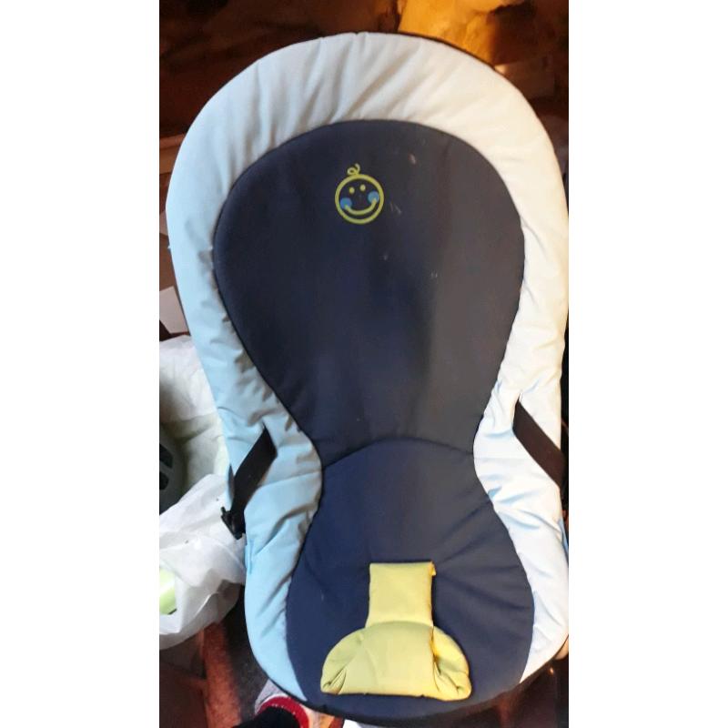Baby bouncer