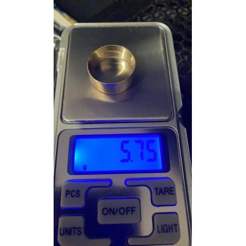18 carat ring (20mm)