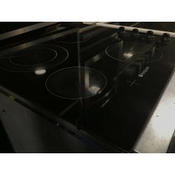 Hotpoint 4 ring ceramic hob with 6 mth warranty
