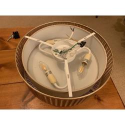 Ceiling light fixture