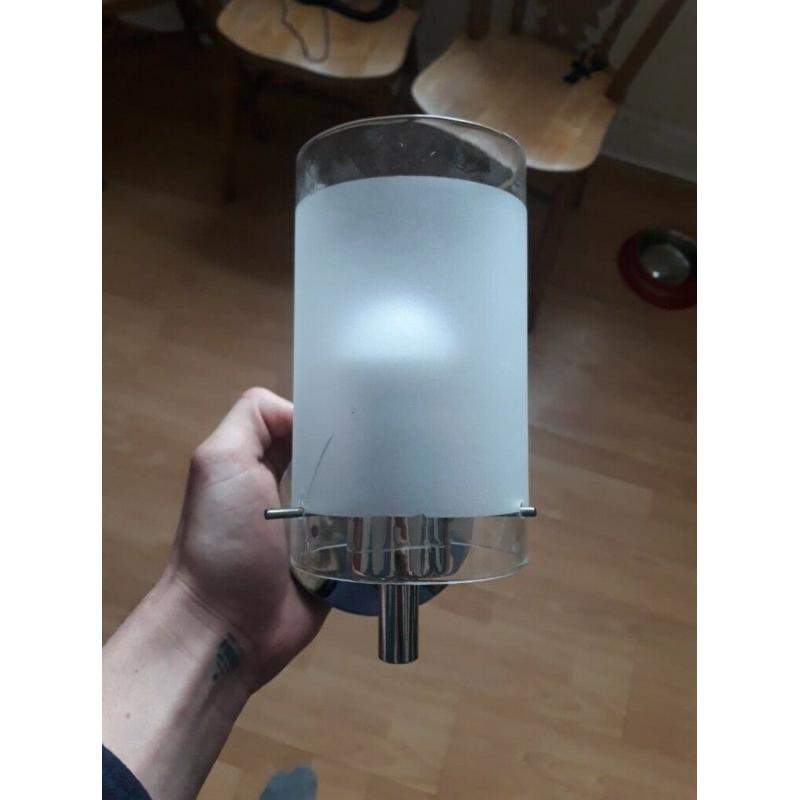 Wall mounted lights (5)