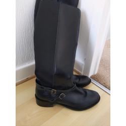 Ladies black boots