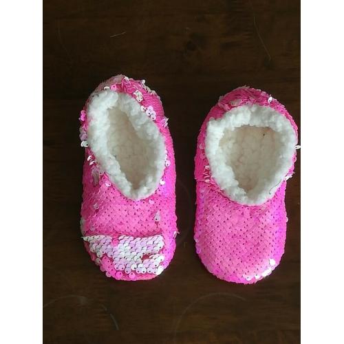 Girls Slippers Pink with Sequins White Fur inside 2-3 years used very good condition