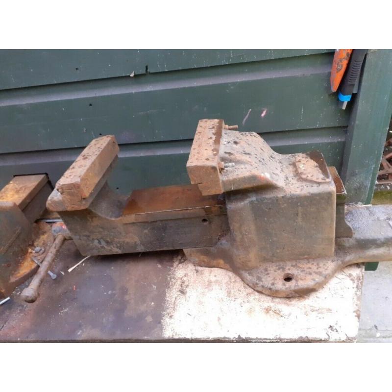 Large vice for sale, Make unknown six diameter overall length nineteen inches Good working order