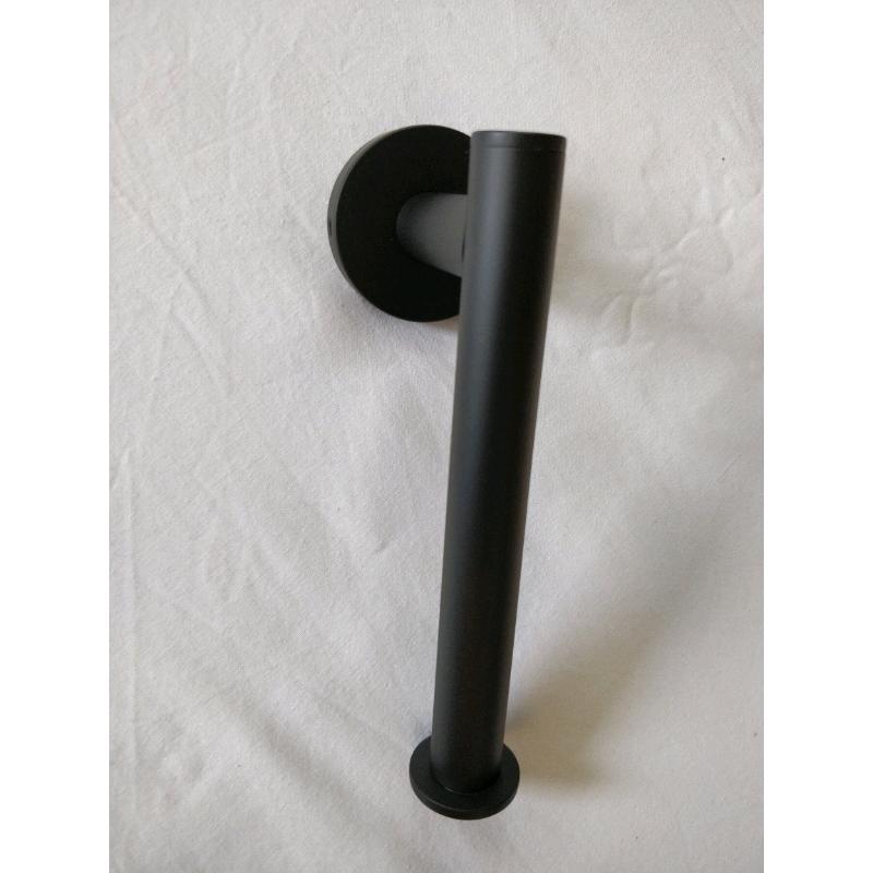 Toilet roll holder
