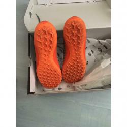 Football shoes