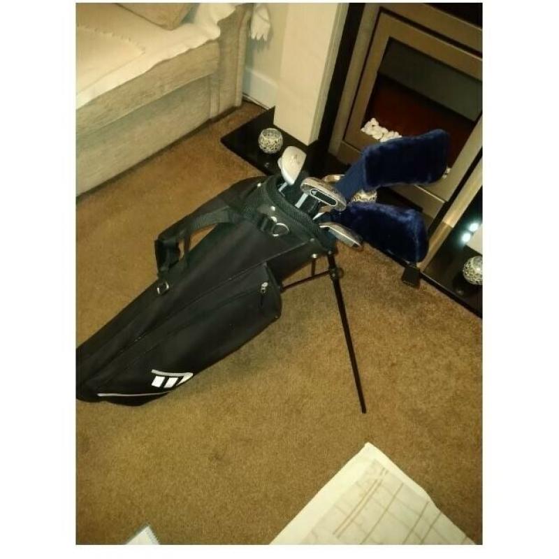 REDUCED PRICE Junior Golf Clubs and Stand Bag For Sale