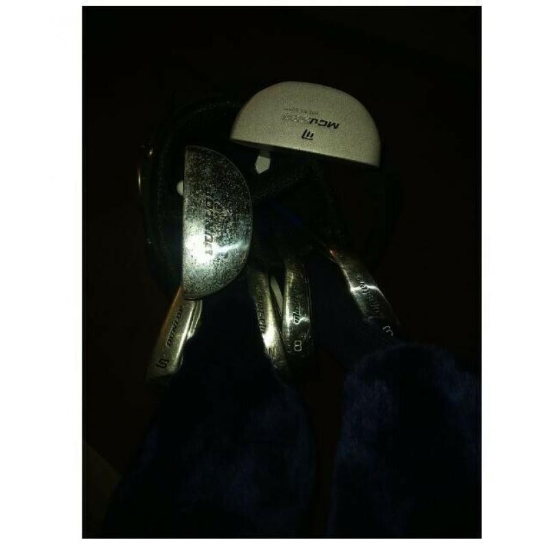 REDUCED PRICE Junior Golf Clubs and Stand Bag For Sale