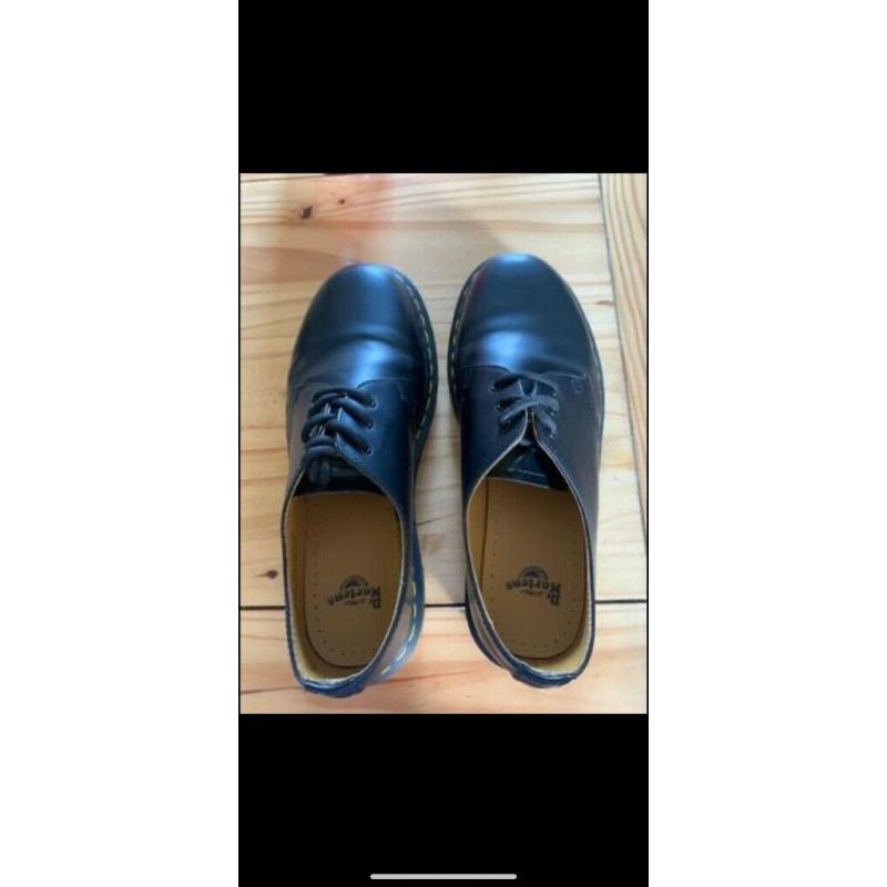 size 7 Dr Marten shoes, only worn a couple of times
