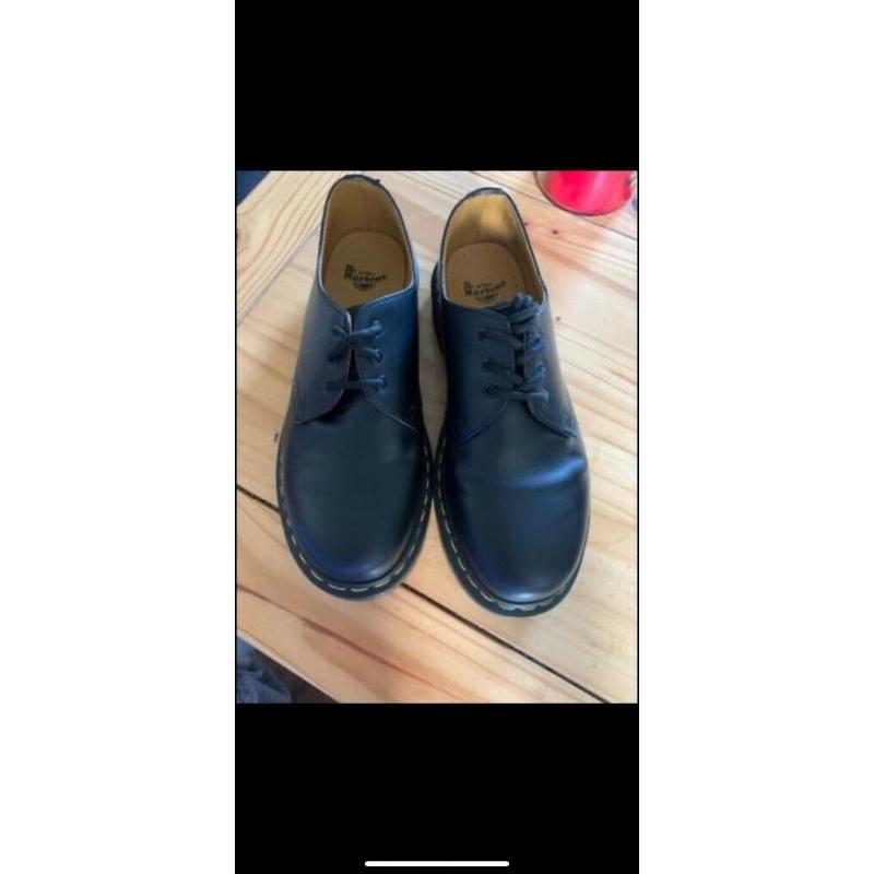 size 7 Dr Marten shoes, only worn a couple of times