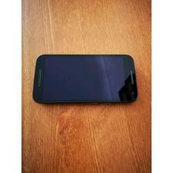 Motorola Moto G3 8GB Smartphone and 16GB SanDisk SD Card