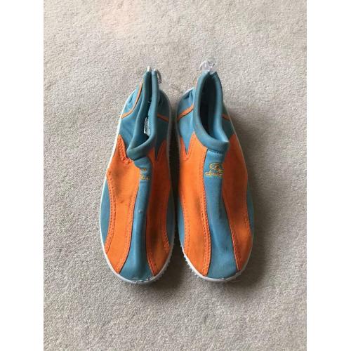 Deck/beach shoes size 3.5 uk size 36 EU