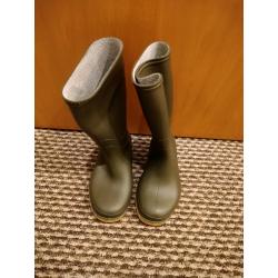 Kids Green Wellies Boots Size 11