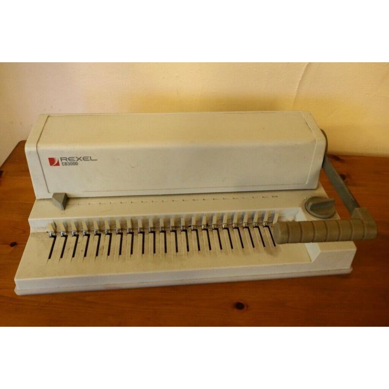 Rexel CB3000 Compact A4 Comb Binding Machine with accessories.