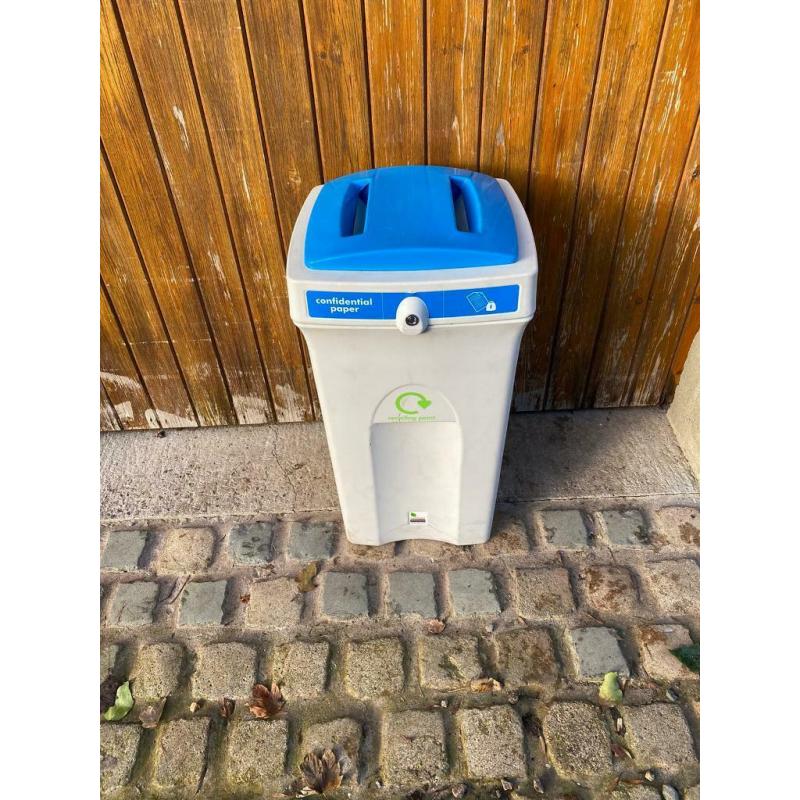 Leafield Confidential Waste Bin.