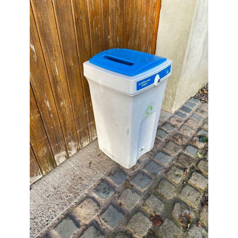 Leafield Confidential Waste Bin.